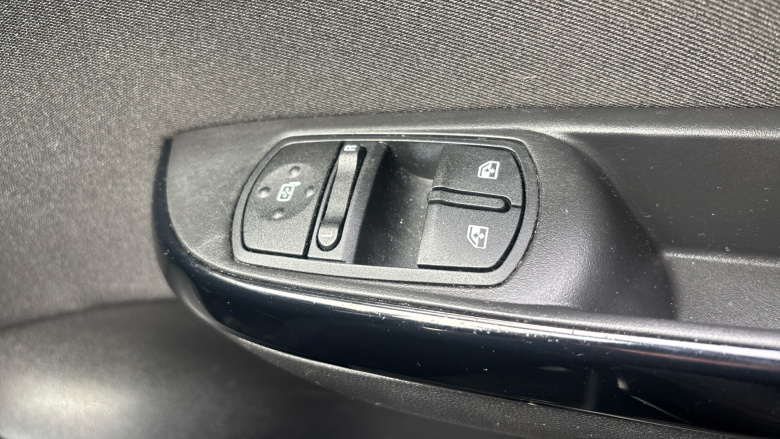 Vauxhall Corsa 1.4 Griffin 5dr Petrol Hatchback